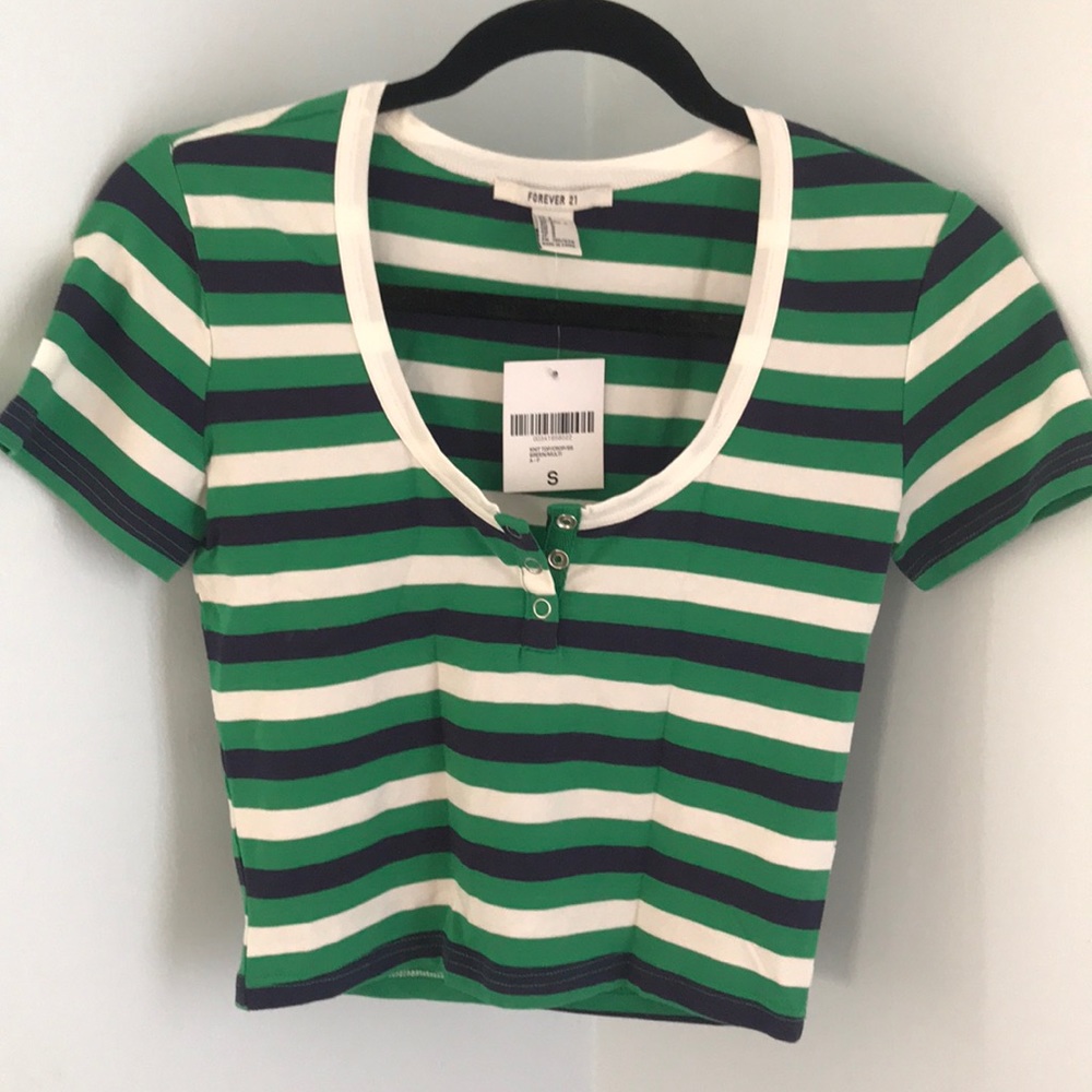 Short sleeve stripped top
